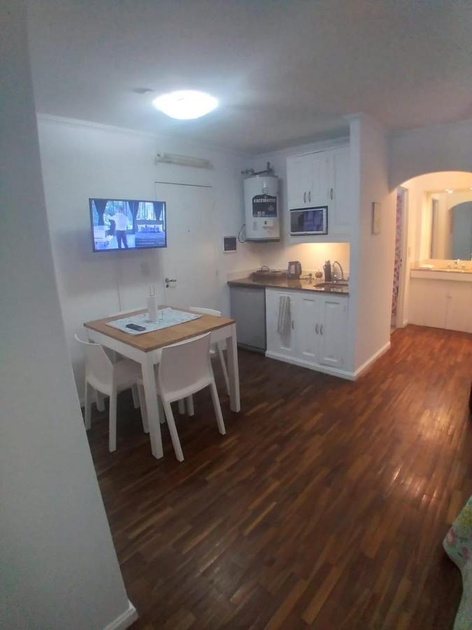Lirios Apartment *